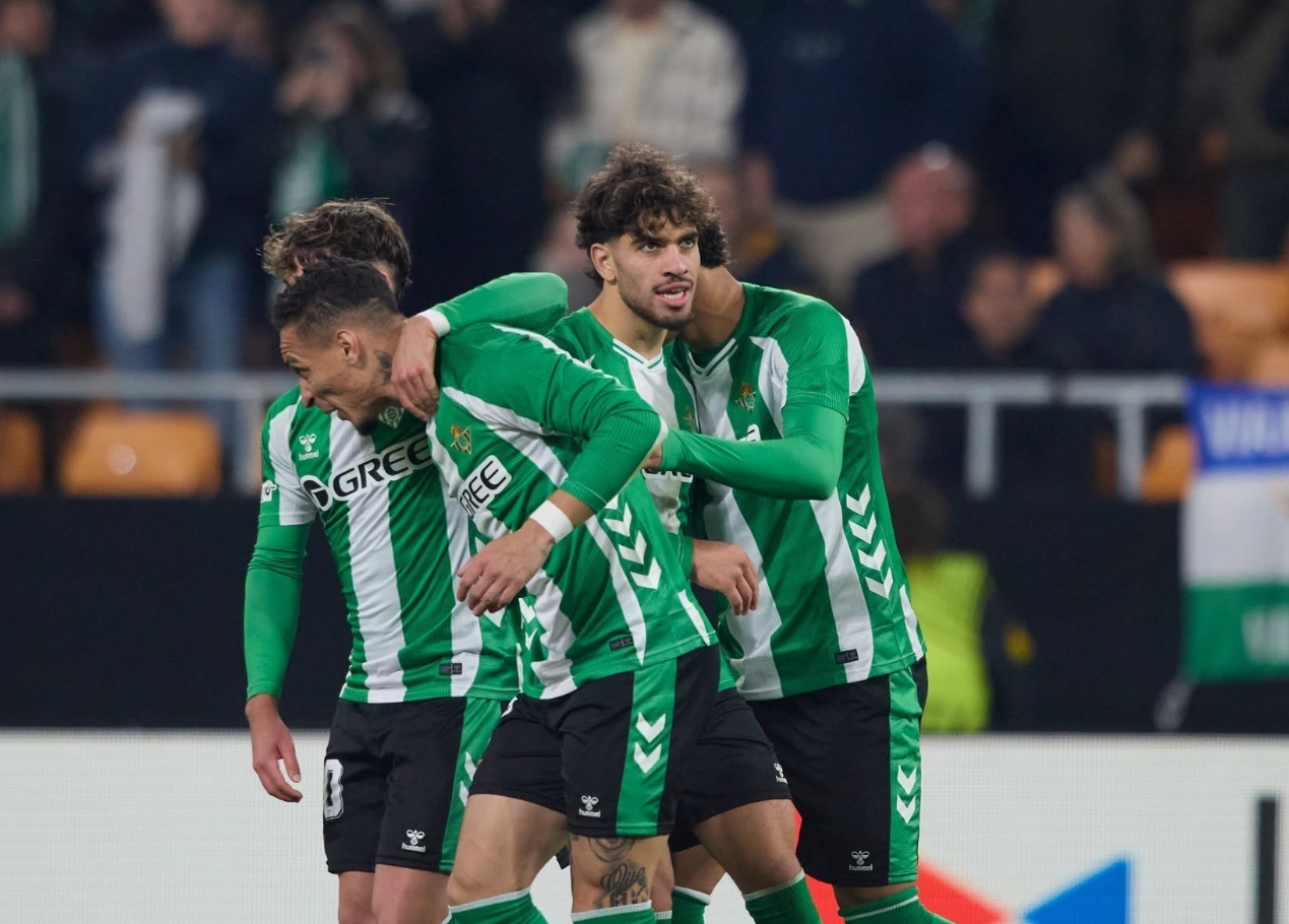 Real Betis Menang 2-1